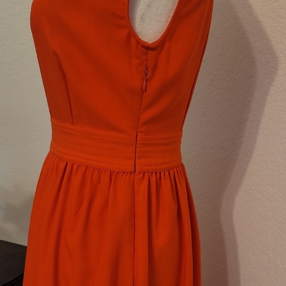 Elegant Red Women's Dress - Picture 4 of 5